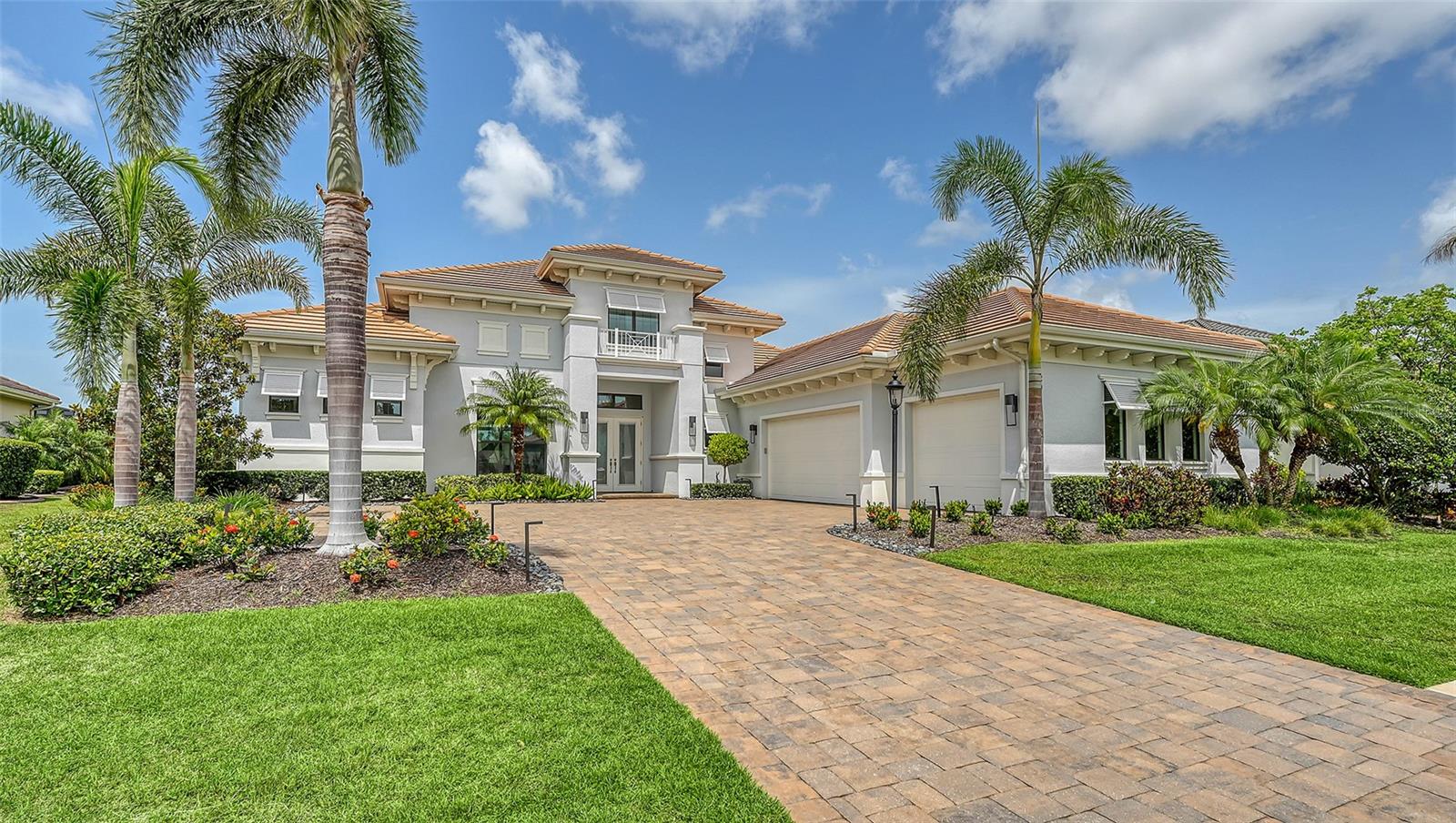 ESPLANADE PH IV - Residential Lease