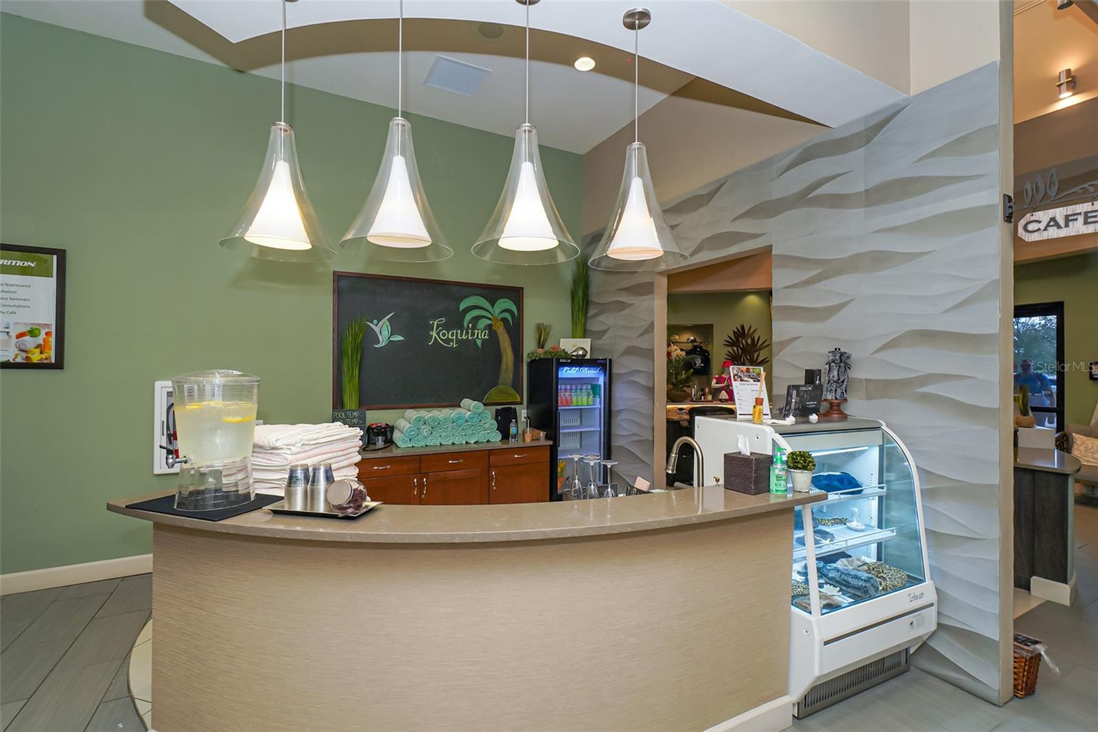 ESPLANADE PH IV - Residential Lease