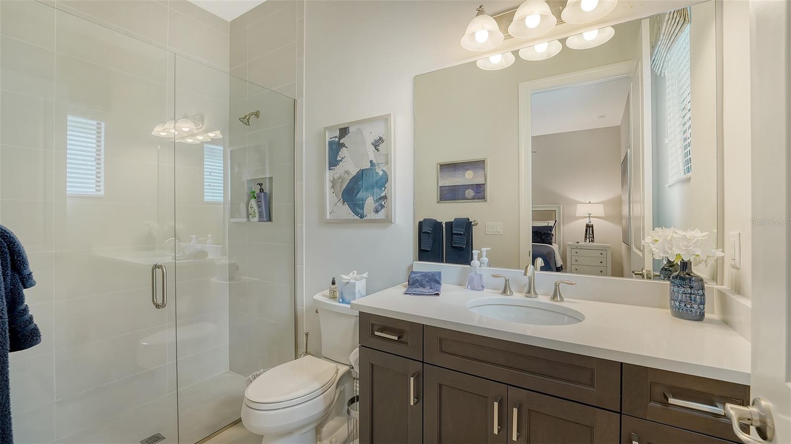 ESPLANADE PH IV - Residential Lease