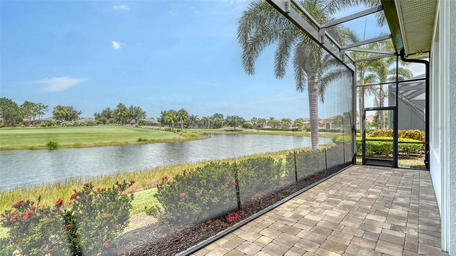 ESPLANADE PH IV - Residential Lease