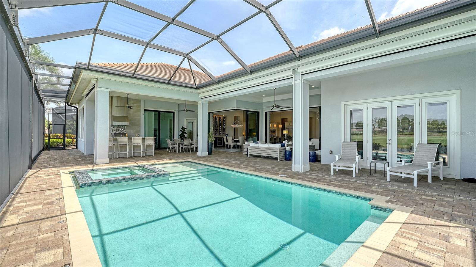 ESPLANADE PH IV - Residential Lease