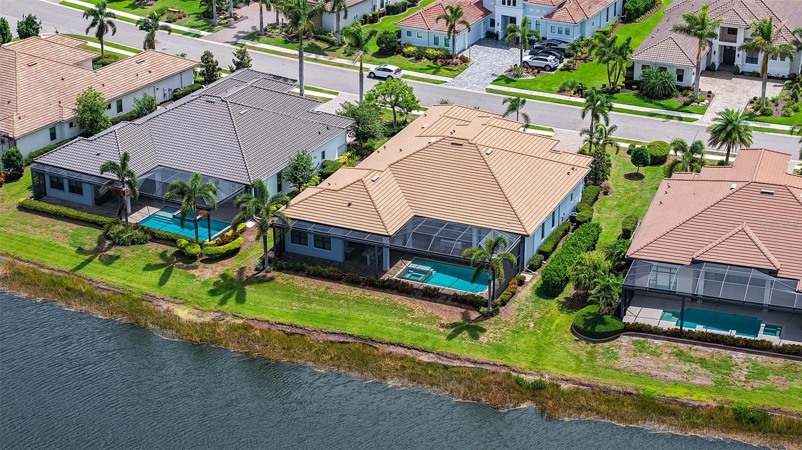 ESPLANADE PH IV - Residential Lease