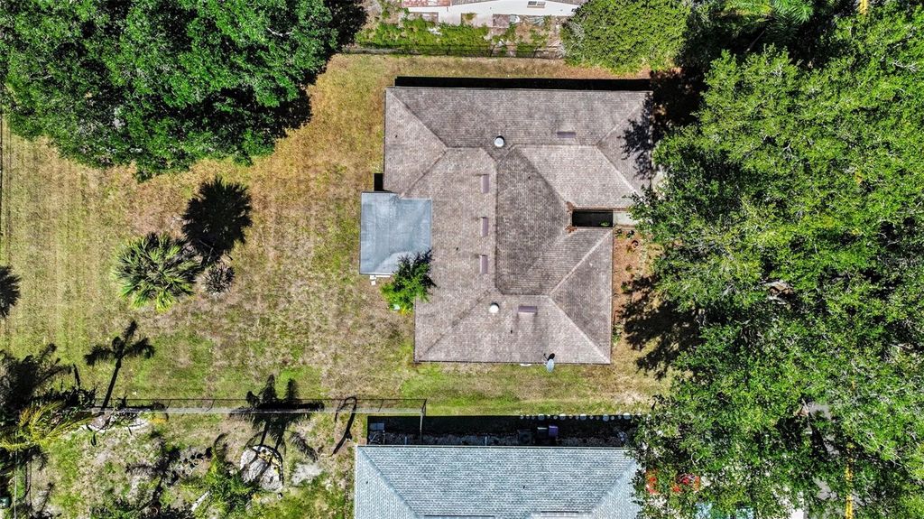 Photo of 851 Rolling Woods Lane, Lakeland, FL 33813 (MLS # TB8503074)