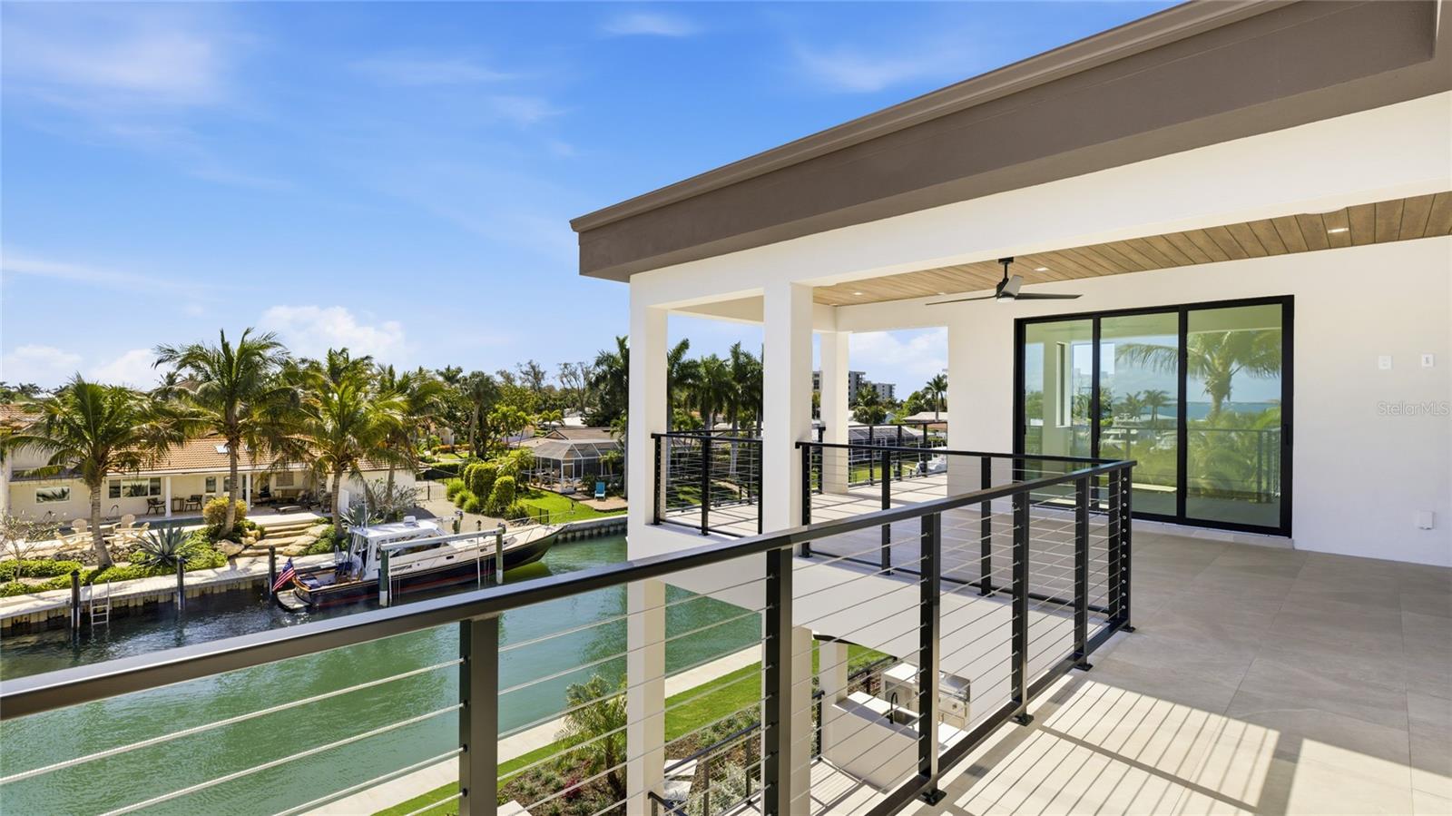 COUNTRY CLUB SHORES SEC 02 - Residential