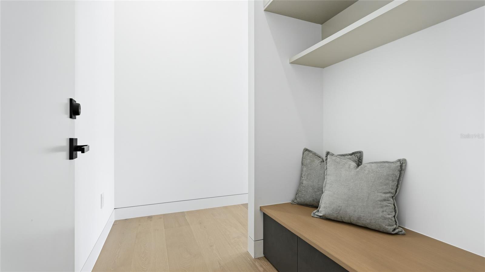 COUNTRY CLUB SHORES SEC 02 - Residential