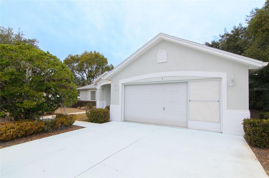 Photo of 1 White Horse Lane, Palm Coast, FL 32164 (MLS # FC316059)