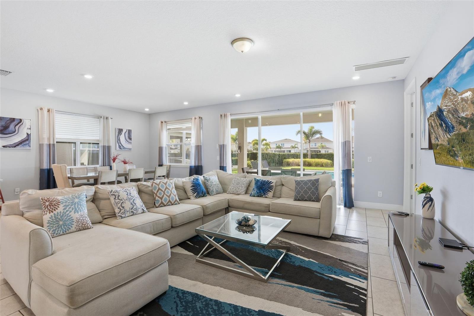 REUNION WEST PH 4 - Residential