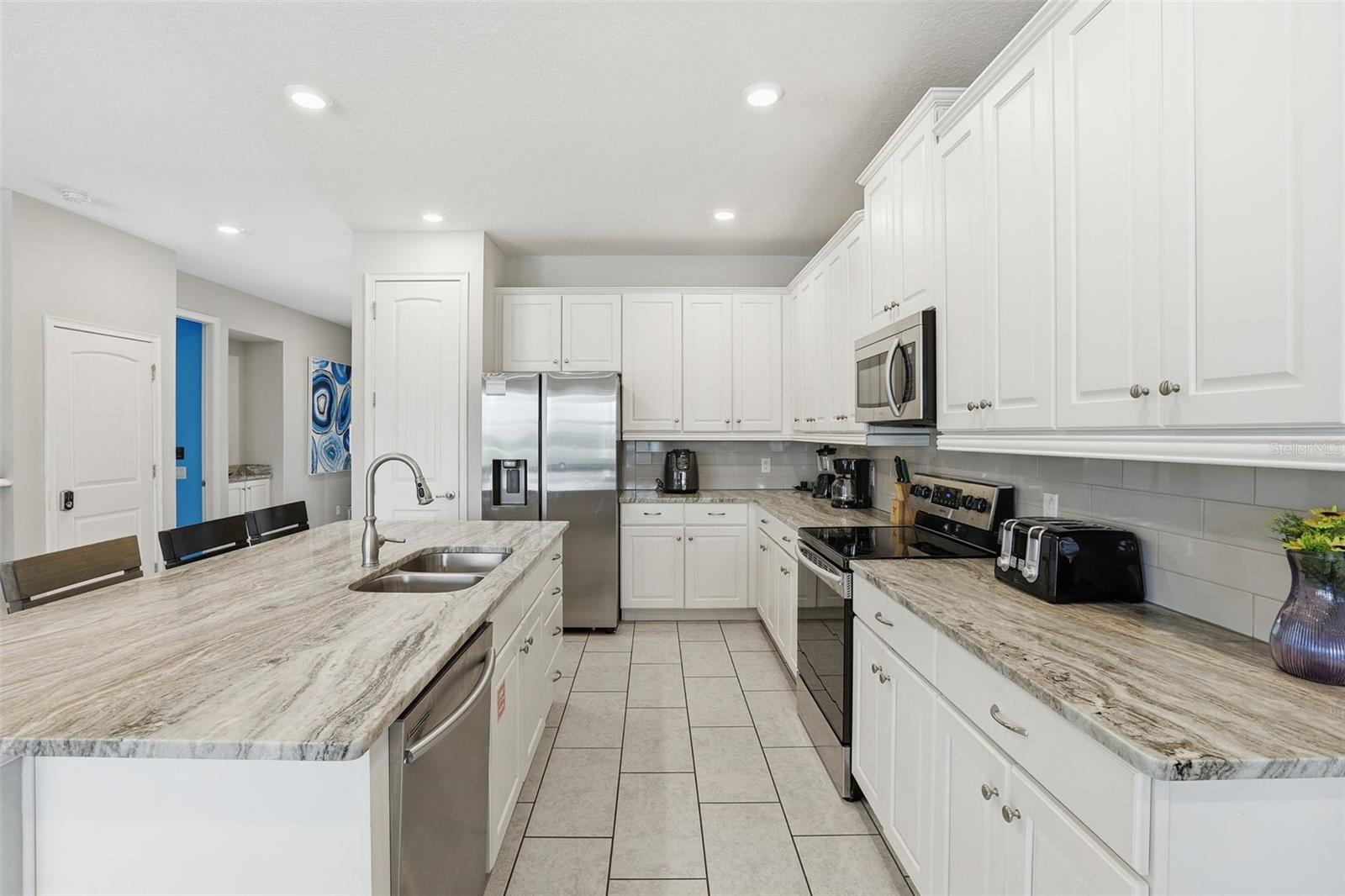 REUNION WEST PH 4 - Residential