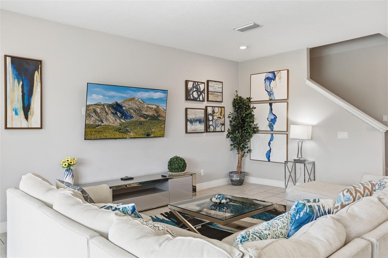 REUNION WEST PH 4 - Residential