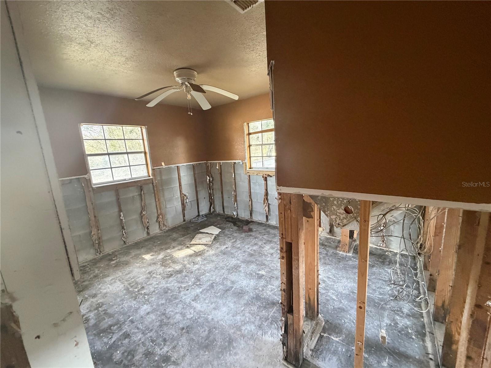 COLLEGE PARK ESTATES - Residential