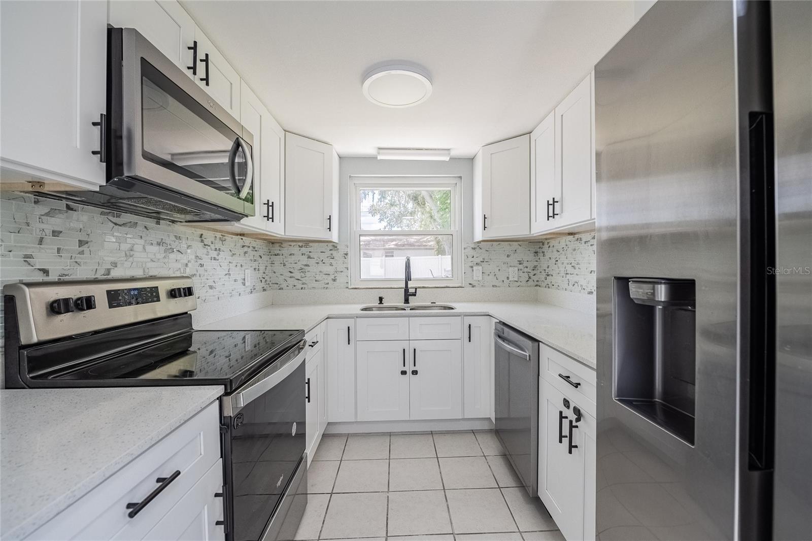 PALO ALTO - Residential Lease