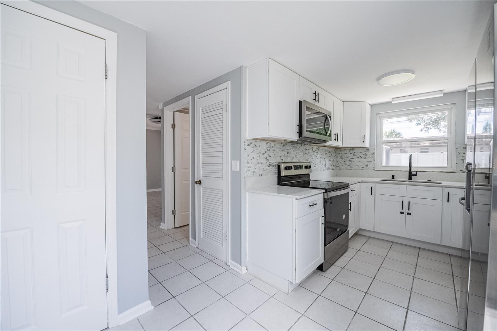 PALO ALTO - Residential Lease