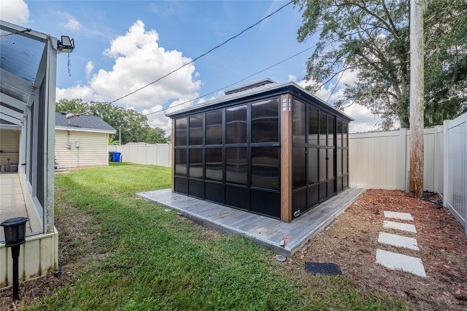 PALO ALTO - Residential Lease