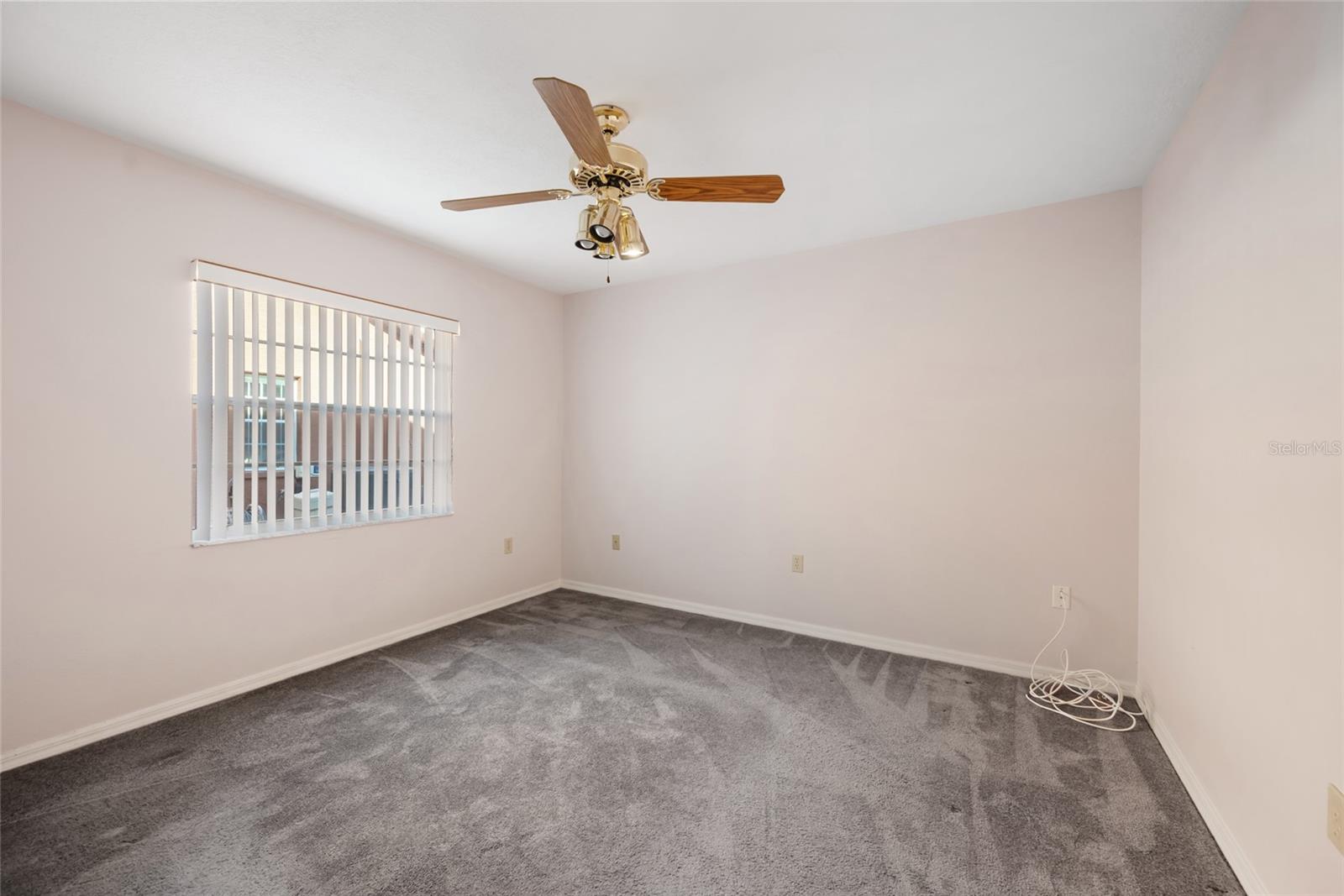 RIVER CROSSING - Residential