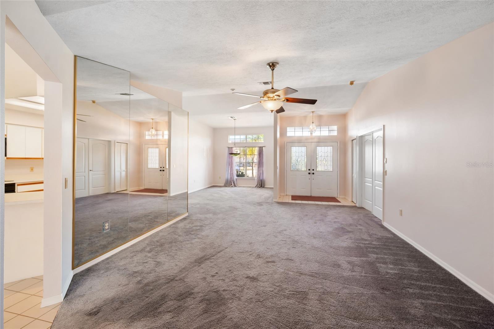 RIVER CROSSING - Residential