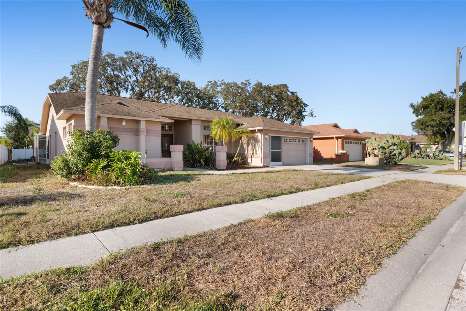 RIVER CROSSING - Residential