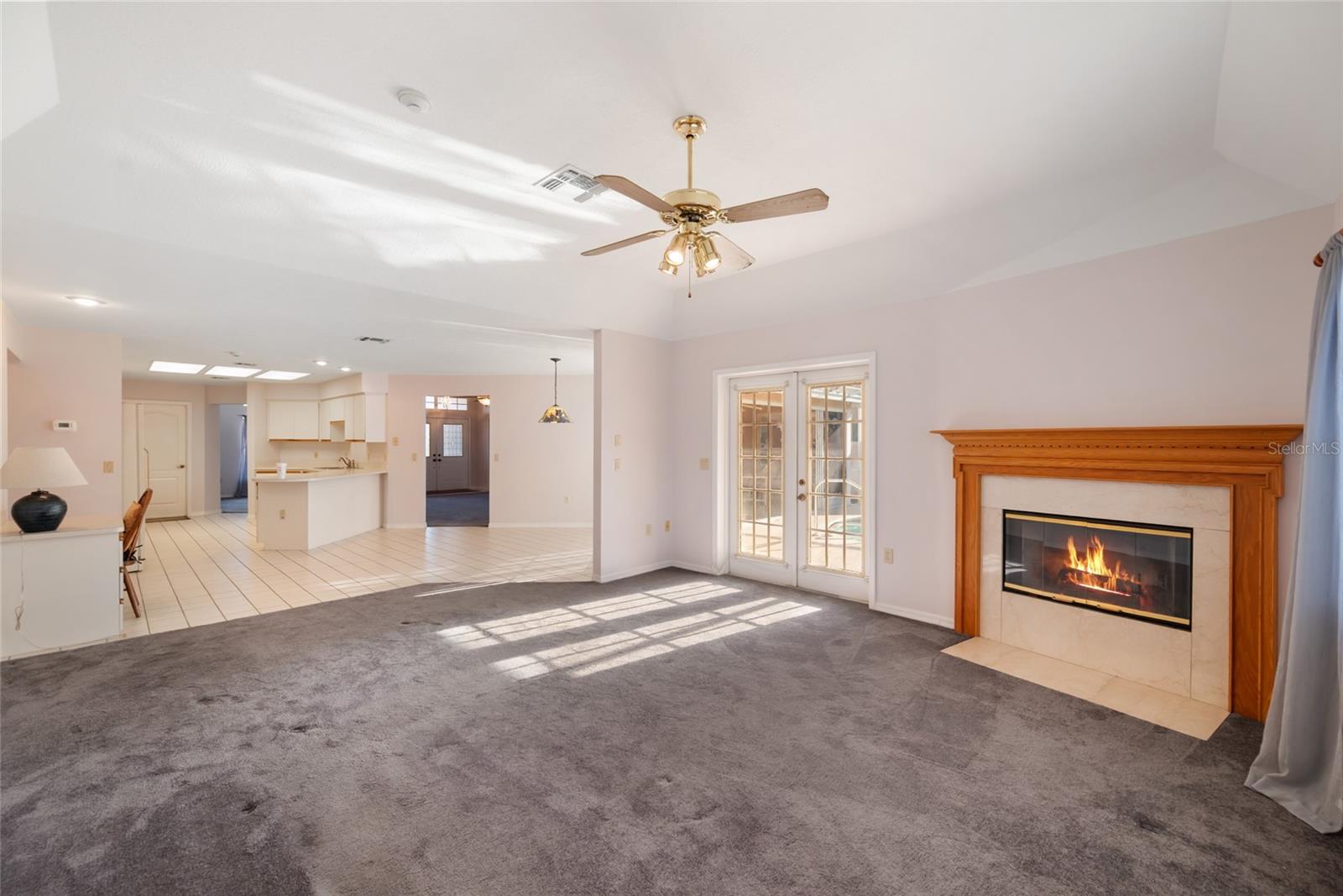 RIVER CROSSING - Residential