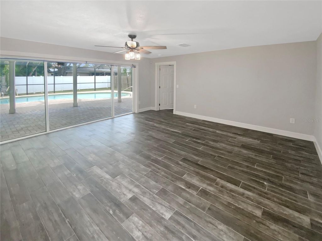 Photo of 7019 10th Street S, St Petersburg, FL 33705 (MLS # O6346551)