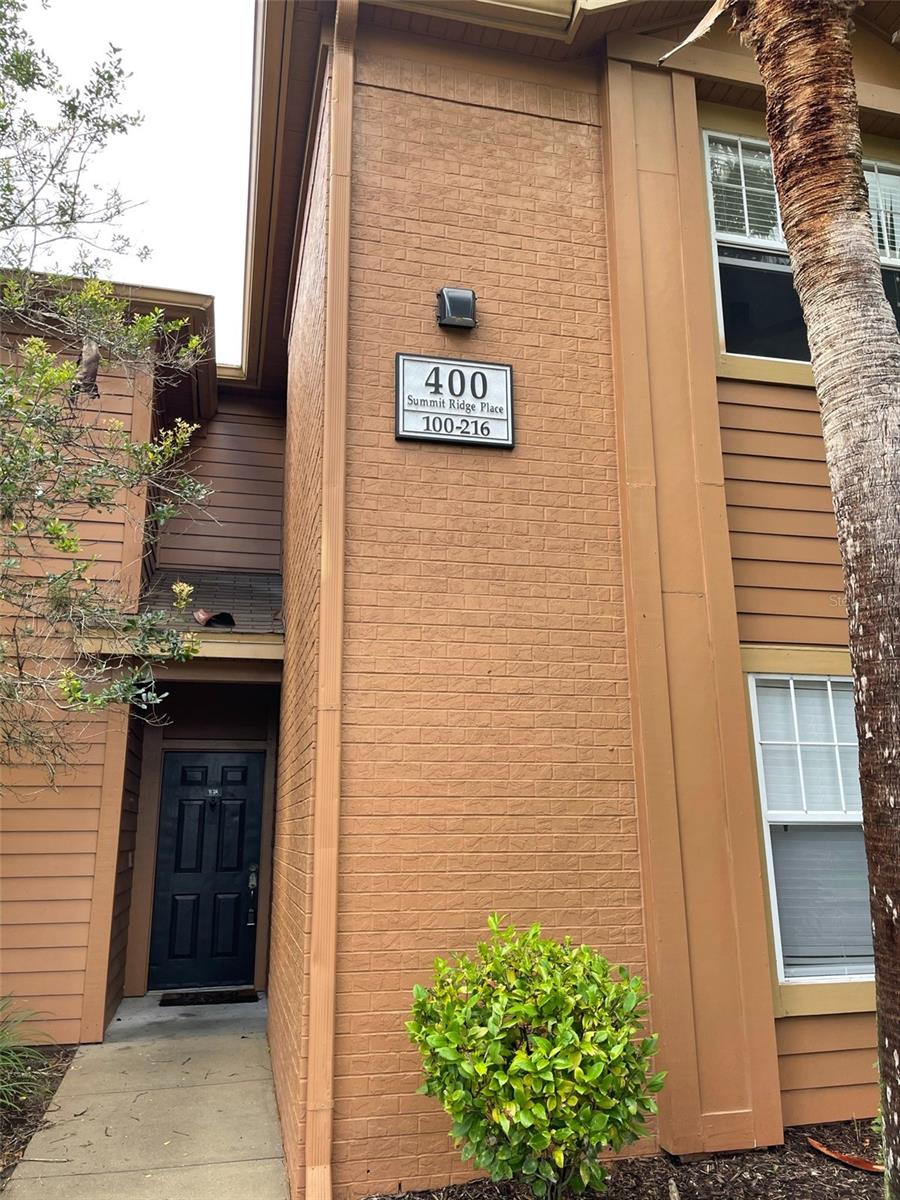 Well kept condo in the desirable gated community of Sabal Point. Enjoy an updated kitchen with stainless steel appliances and granite countertops. The living room is spacious with ample windows and access to your private balcony. Relax at the end of the day with the master suite and large soaker tub. The home has a brand new energy-efficient air conditioning system to keep your bills low.
Many of the amenities for this condo are water, sewer, trash, and lawn care included, Heated Community Pool, Clubhouse, Playground, Tennis Courts, Fitness Center, Car Care Area, and Lakeside Park with Gazebo and Grills. You are conveniently located near Wekiva State Park, Downtown Orlando, and Top-Rated Schools with easy access to I-4, 434, and 436. Call Today to schedule your private tour!
Pets Allowed
$250 non-refundable pet fee
$1,600.00 Monthly Rent
$1,600.00 Security Deposit
$95.00 Application fee
**HOA approval Required**
$75 Application Fee Adults 18 and over
Tenant Liability Insurance **Required**
