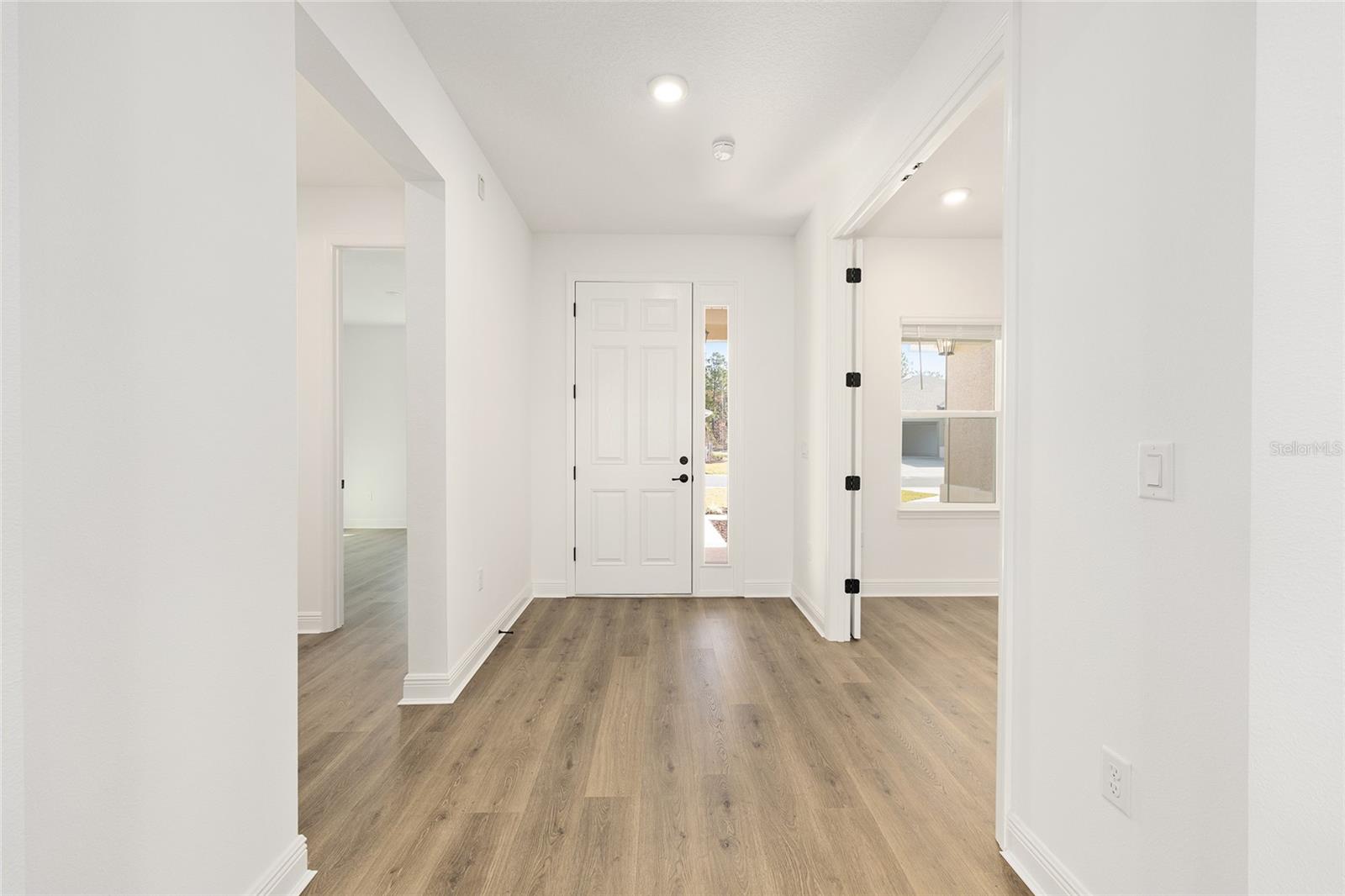 ON TOP OF THE WORLD - Residential