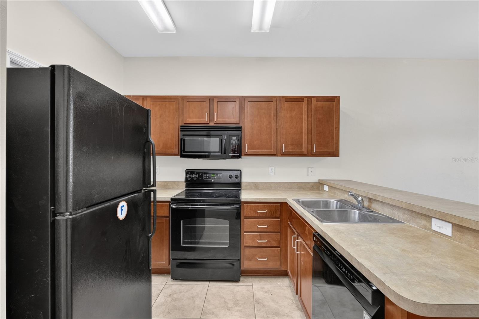 2927 SW 35TH PLACE 115