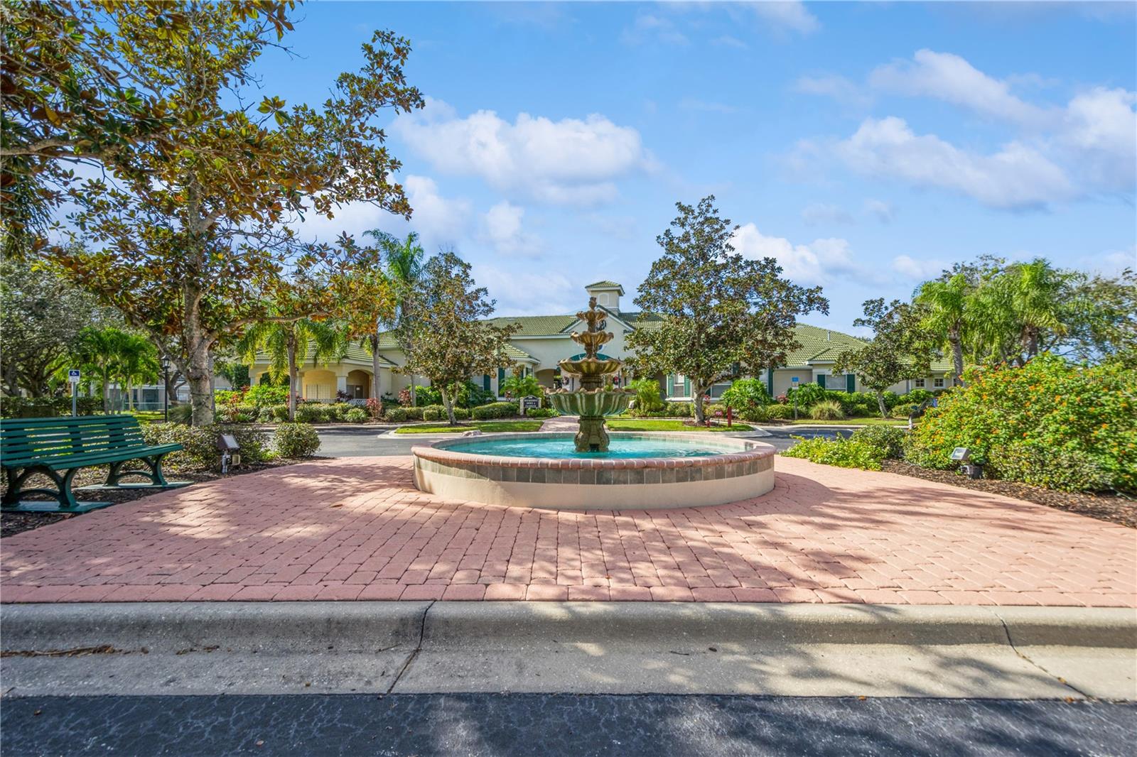 SERENADE ON PALMER RANCH - Residential Lease