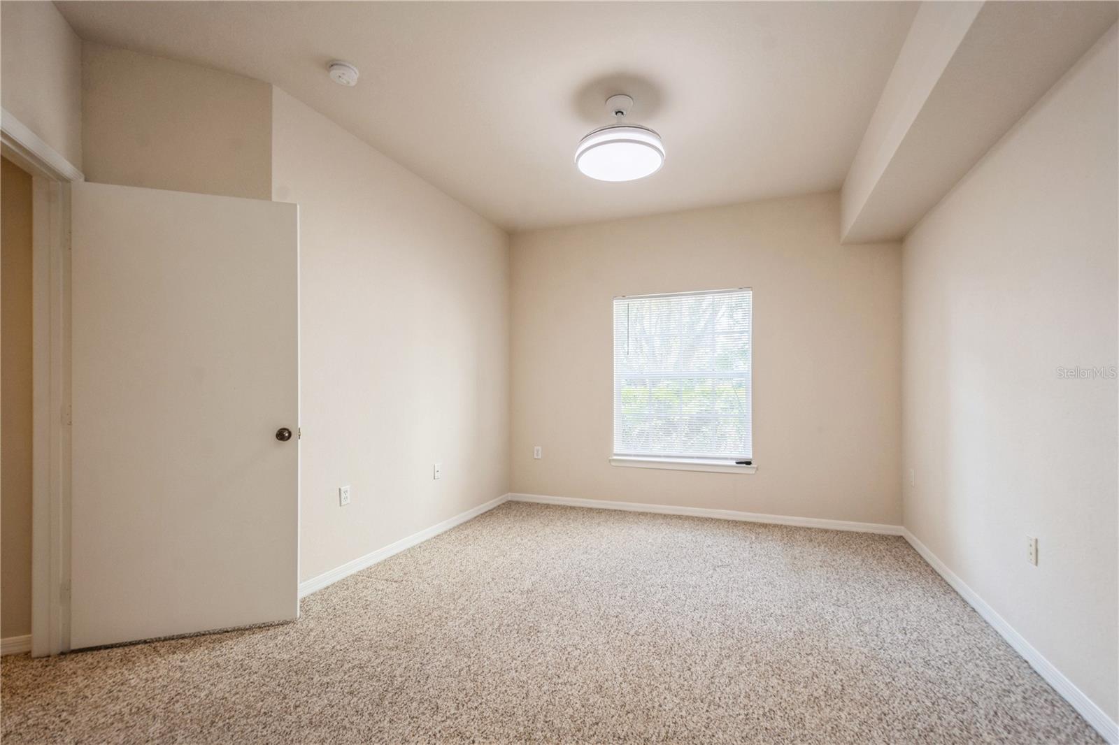 SERENADE ON PALMER RANCH - Residential Lease