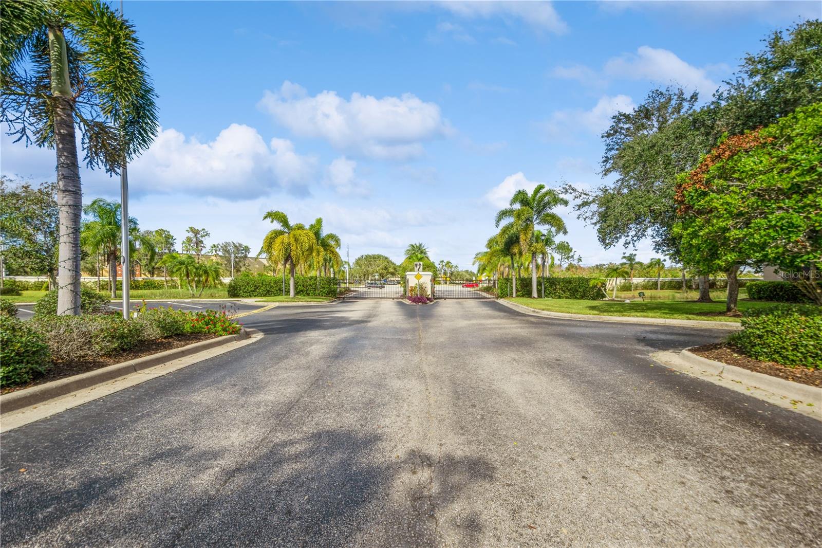 SERENADE ON PALMER RANCH - Residential Lease