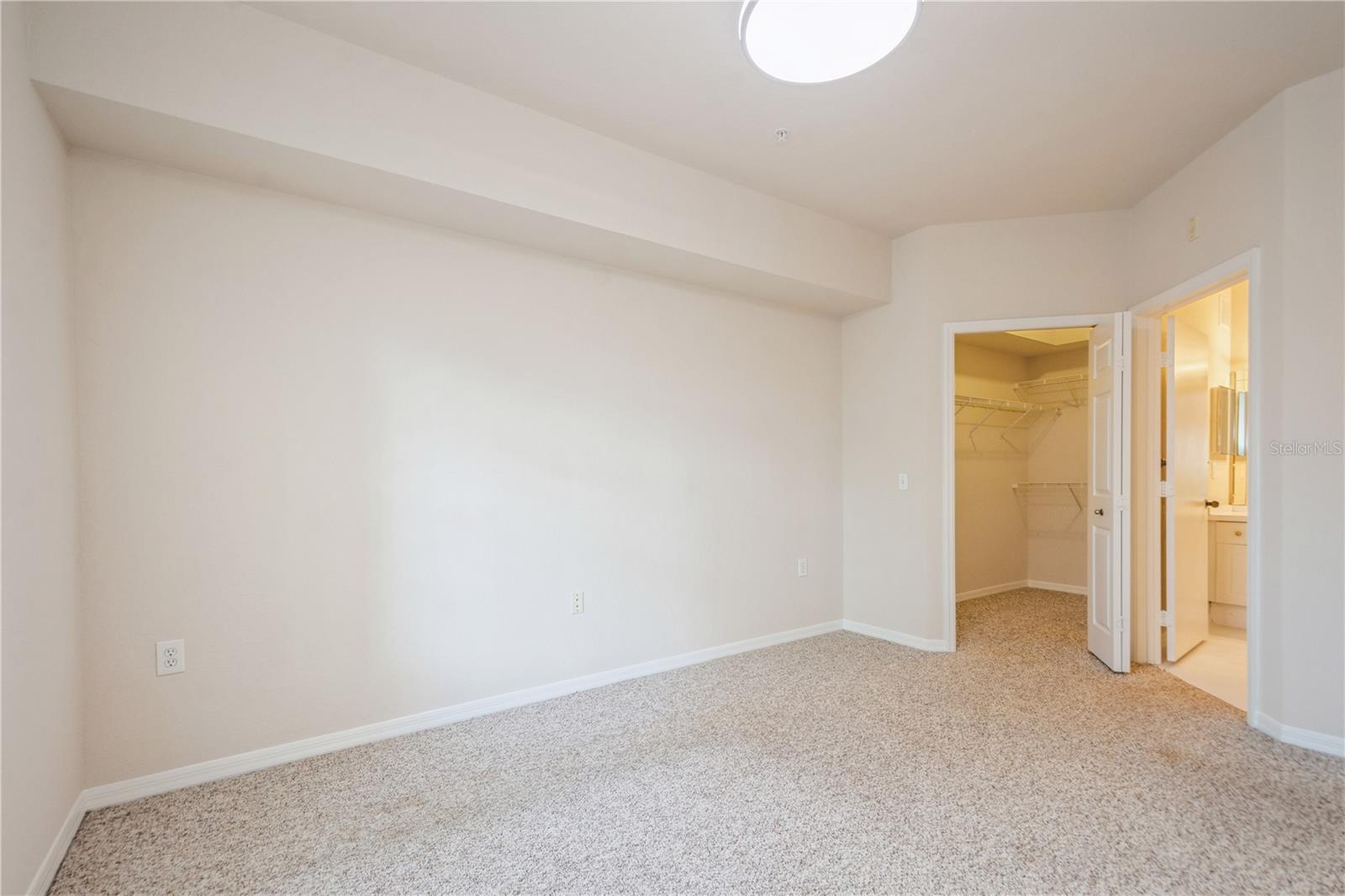 SERENADE ON PALMER RANCH - Residential Lease