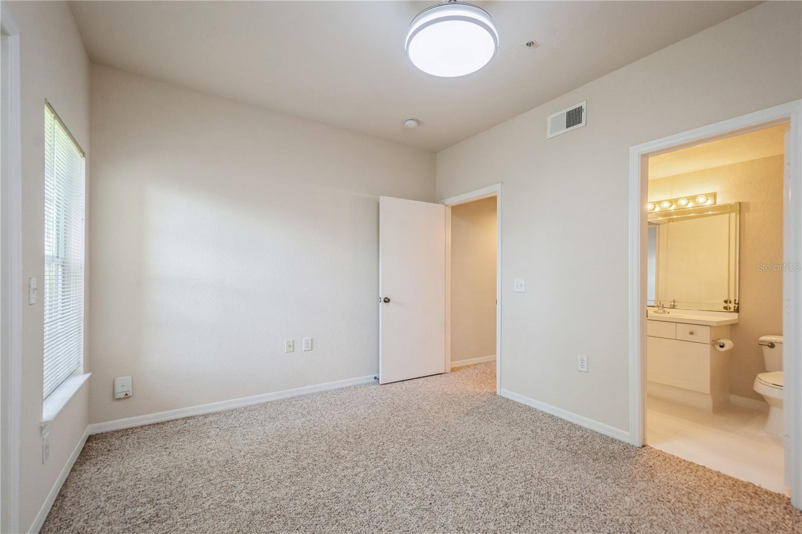 SERENADE ON PALMER RANCH - Residential Lease