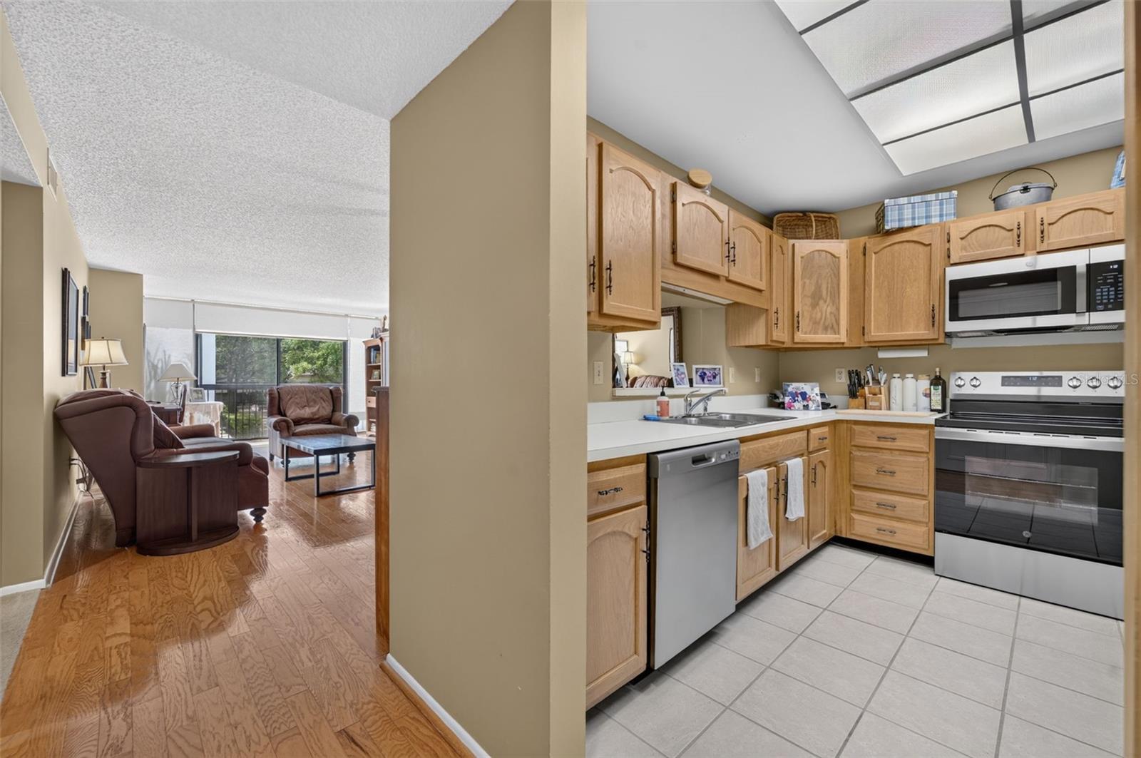 Casas a venda 3 - Jen Dantas 250 CAROLINA AVENUE 202
