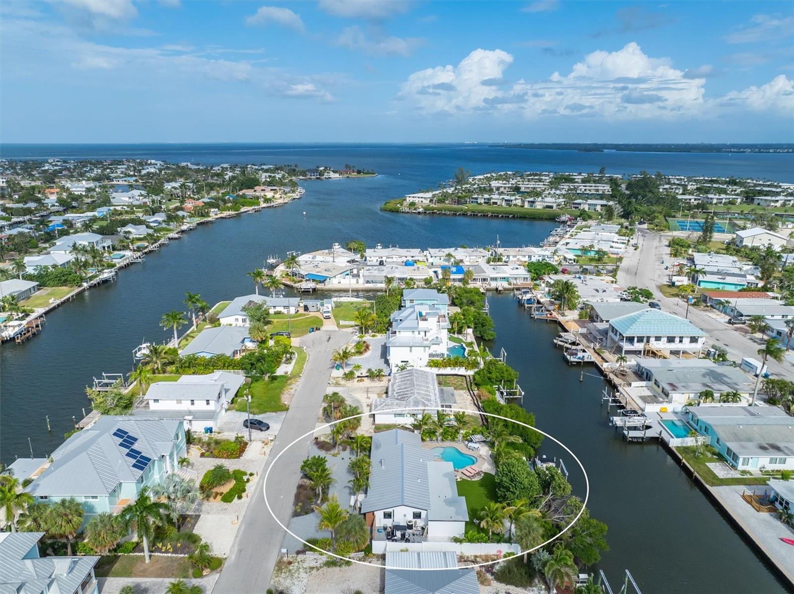 HOLMES BEACH 17TH UNIT - Residential