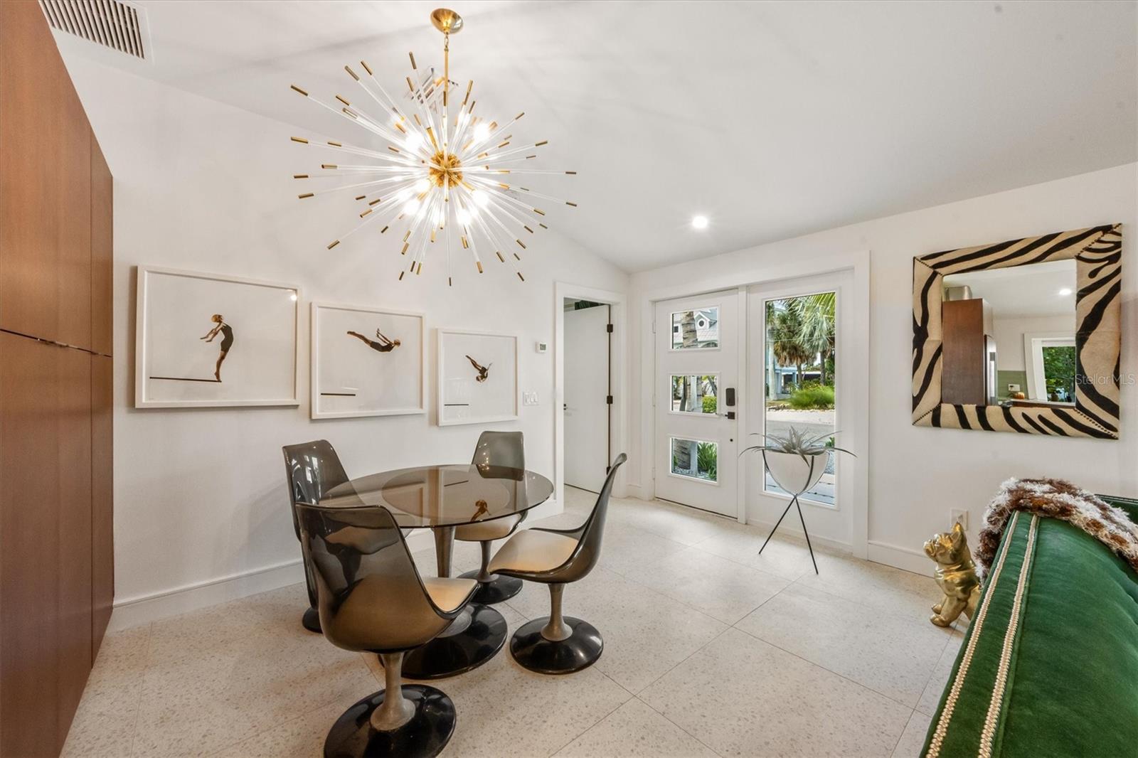 HOLMES BEACH 17TH UNIT - Residential