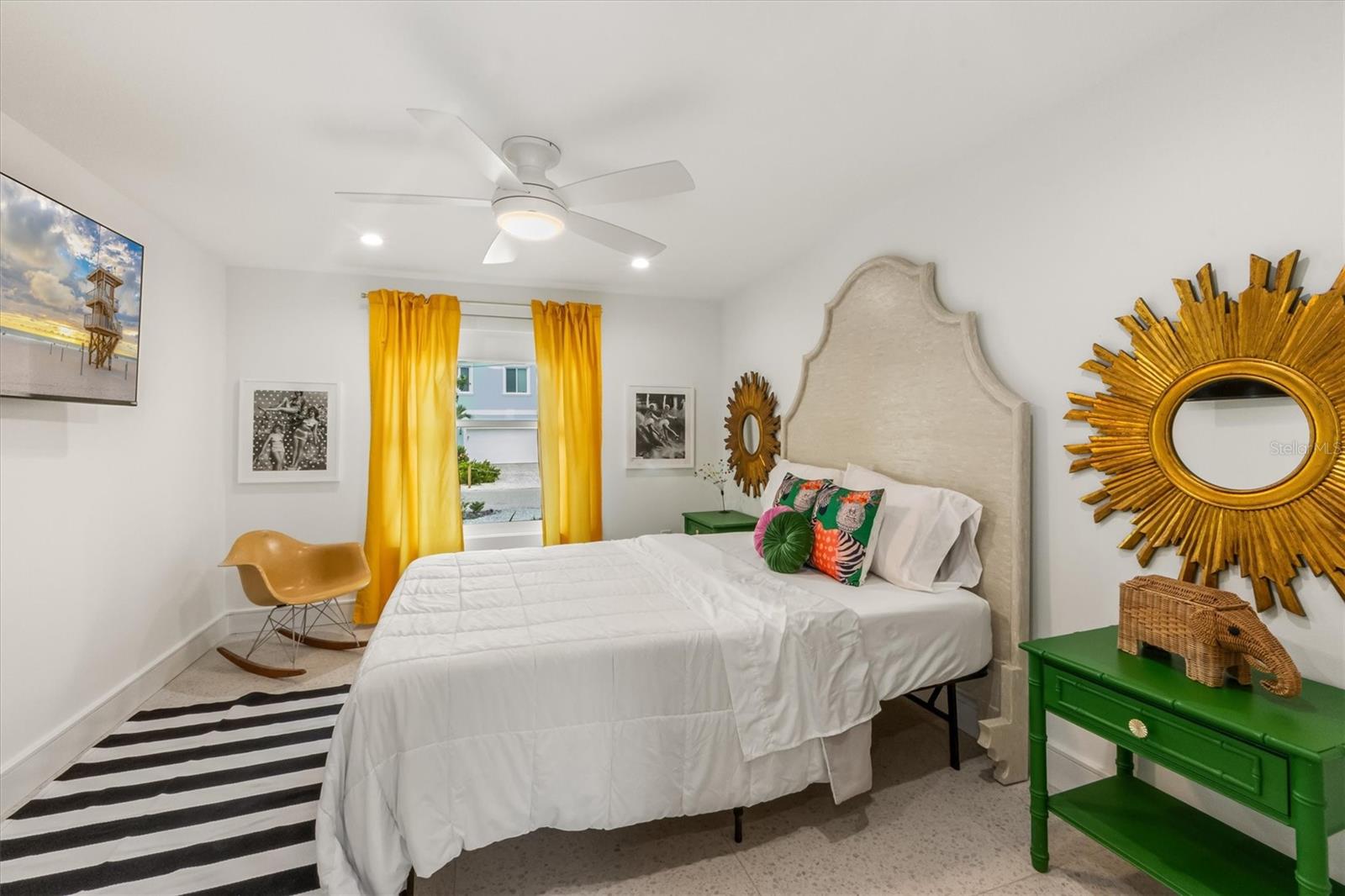 HOLMES BEACH 17TH UNIT - Residential