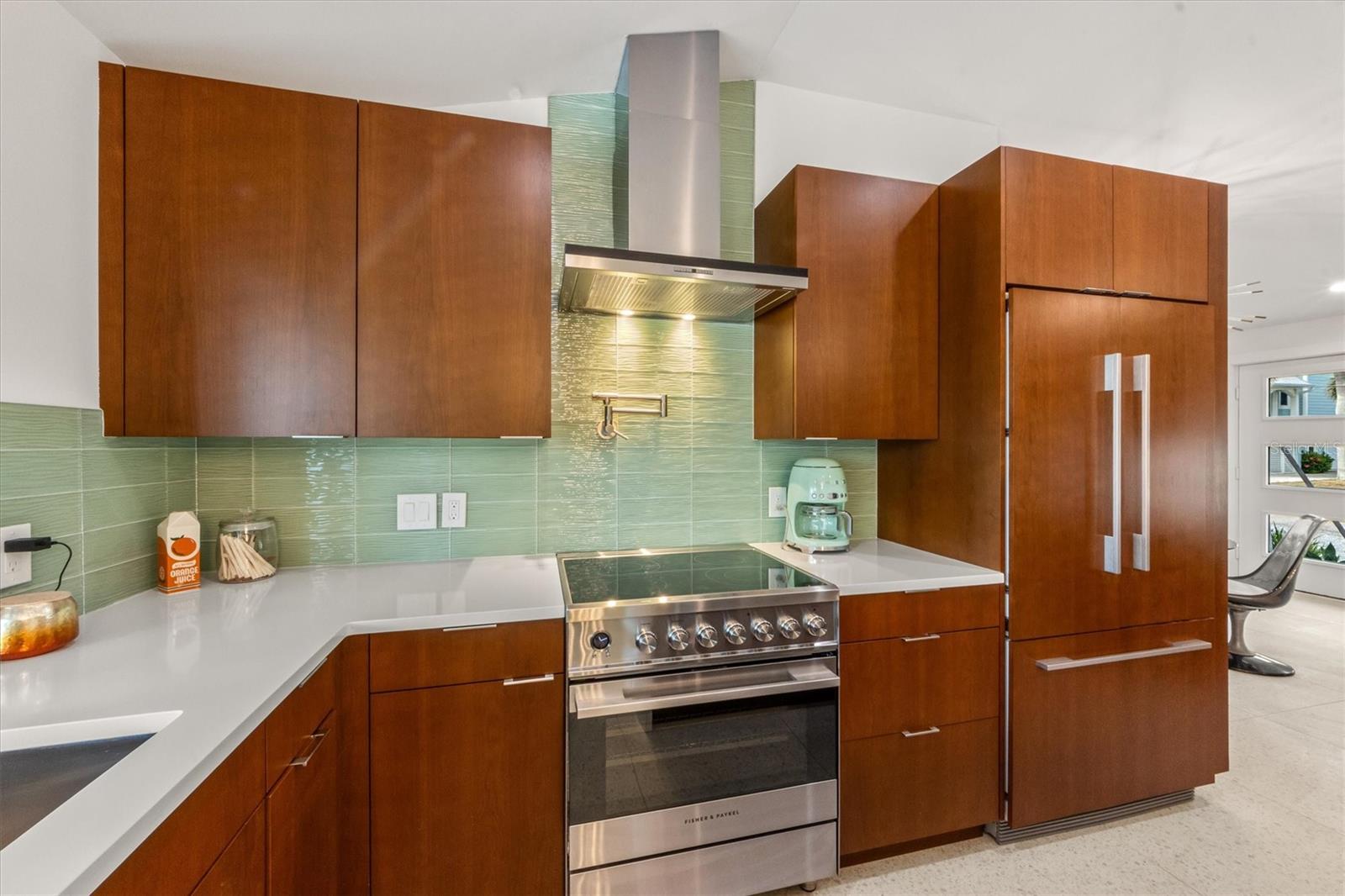 HOLMES BEACH 17TH UNIT - Residential