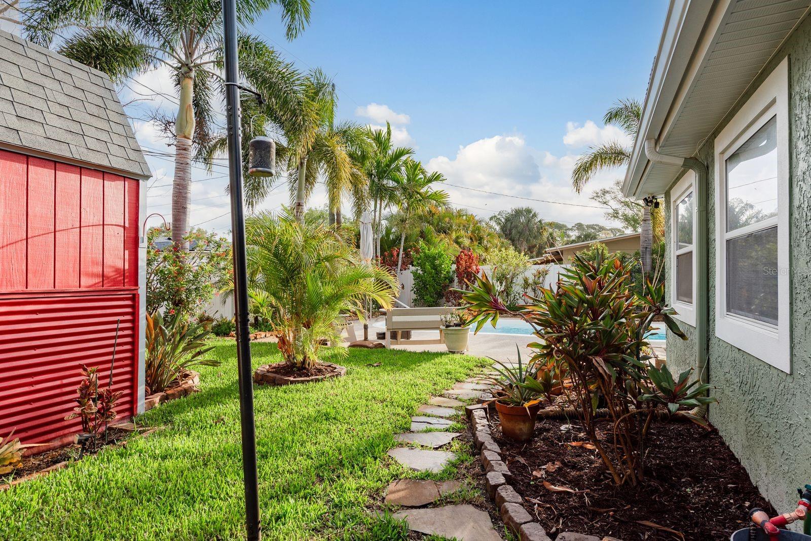 GARDEN MANOR SEC 2 - Residential