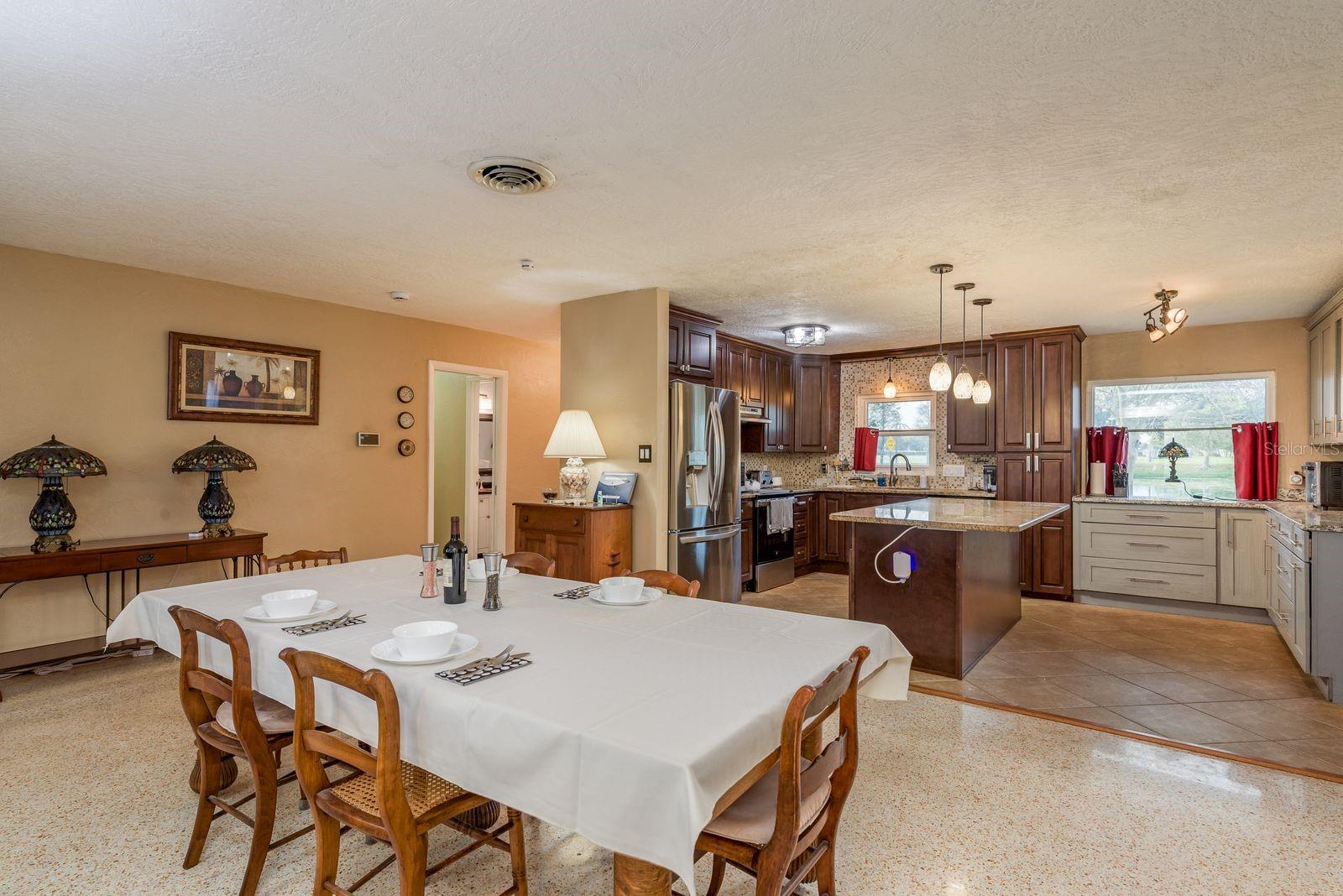 GARDEN MANOR SEC 2 - Residential