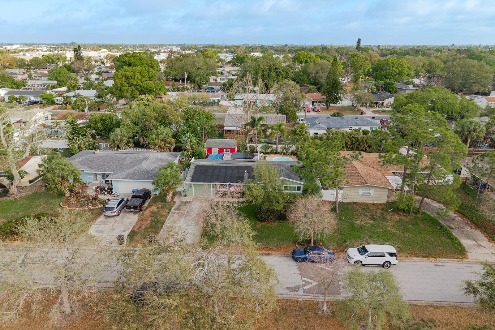 GARDEN MANOR SEC 2 - Residential