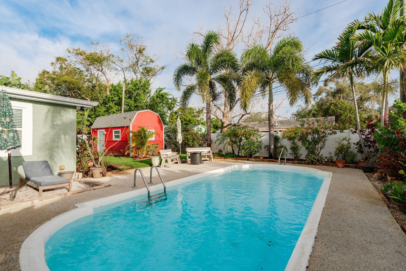 GARDEN MANOR SEC 2 - Residential