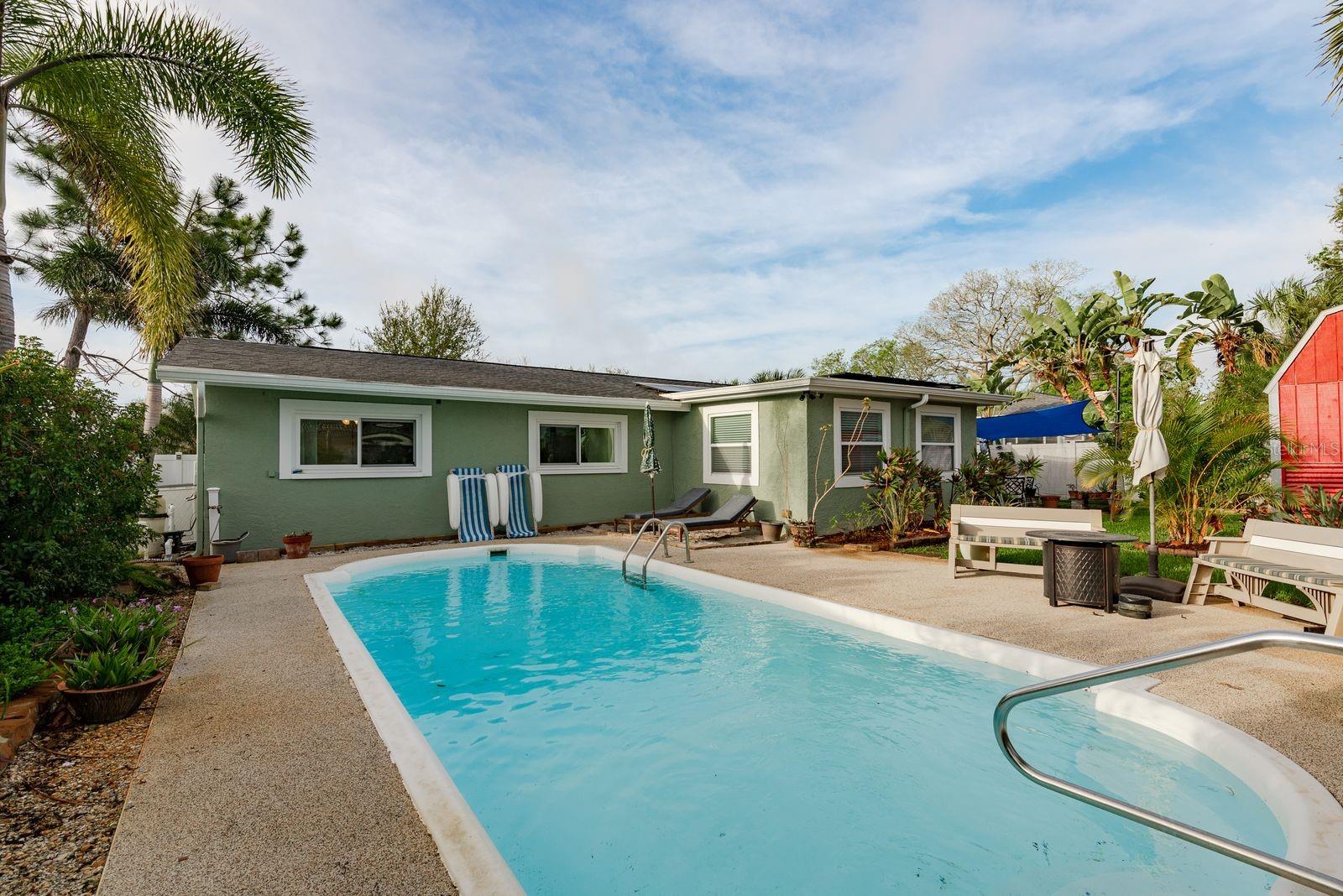 GARDEN MANOR SEC 2 - Residential