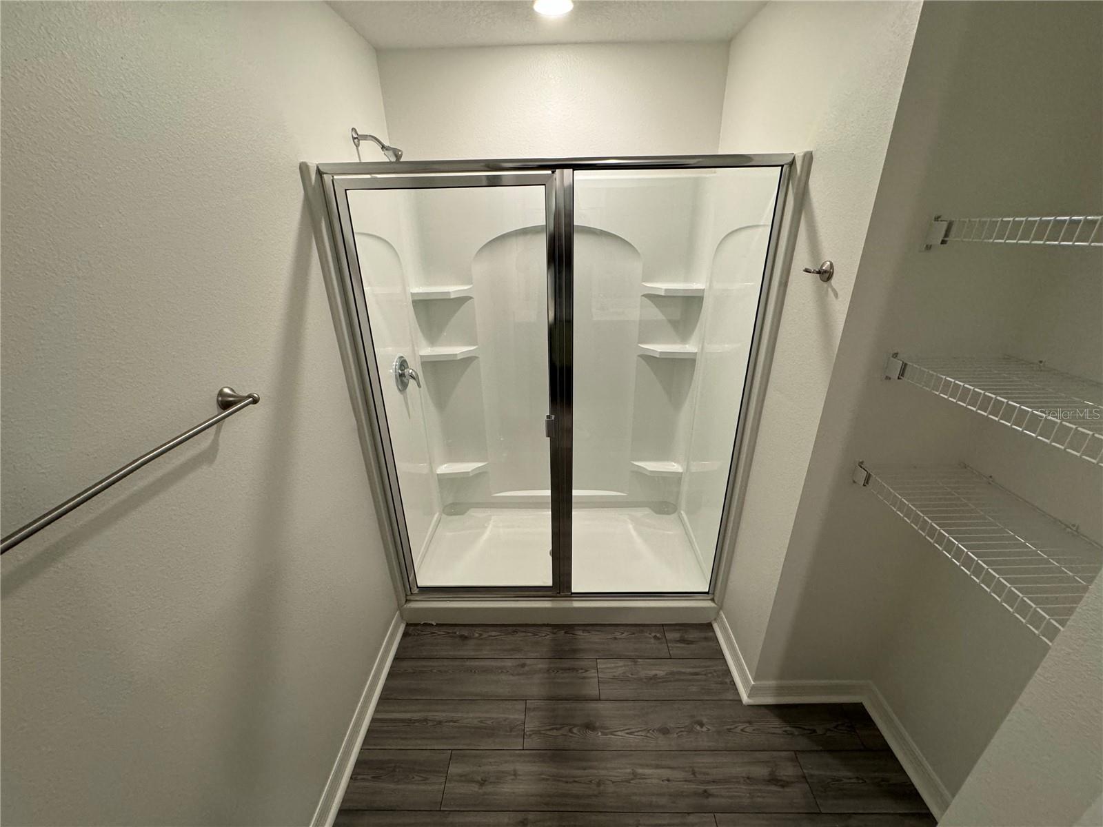 KENSINGTON VIEW - Residential