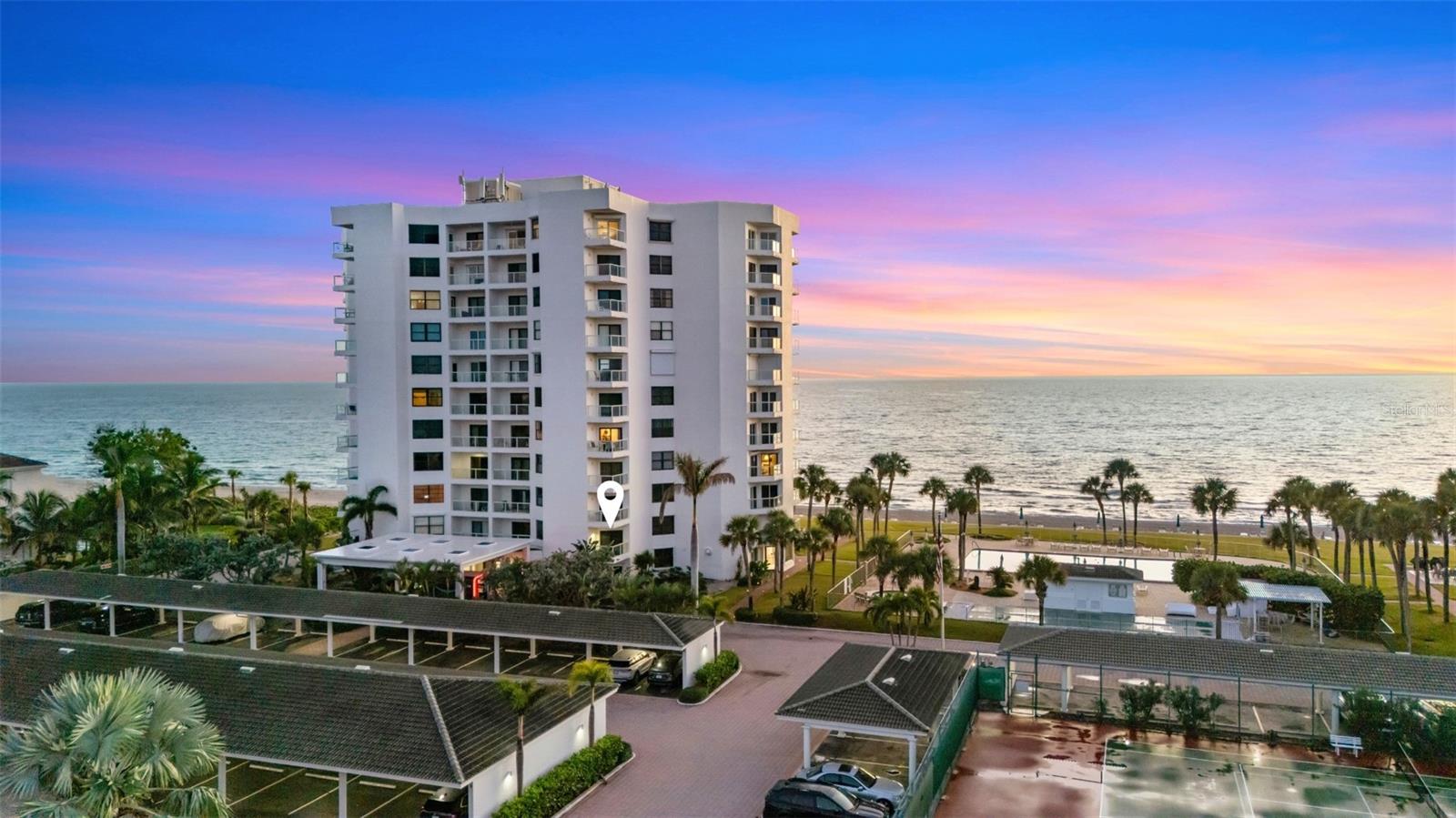 PRIVATEER SOUTH - Residential