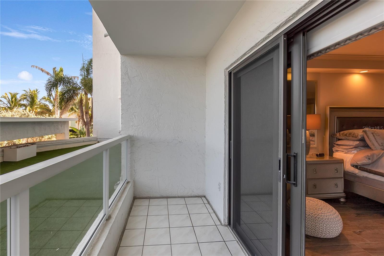 PRIVATEER SOUTH - Residential