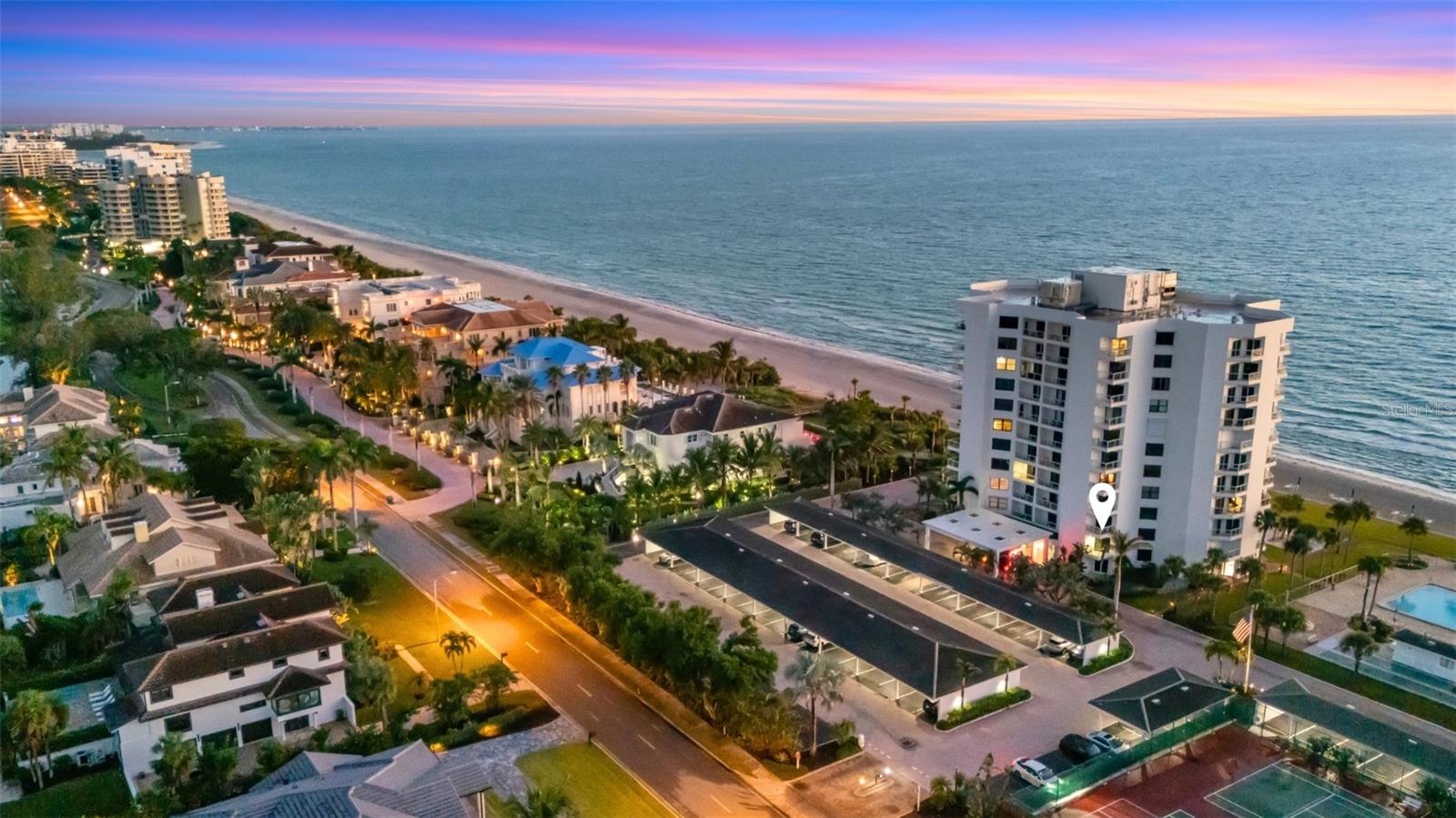 PRIVATEER SOUTH - Residential