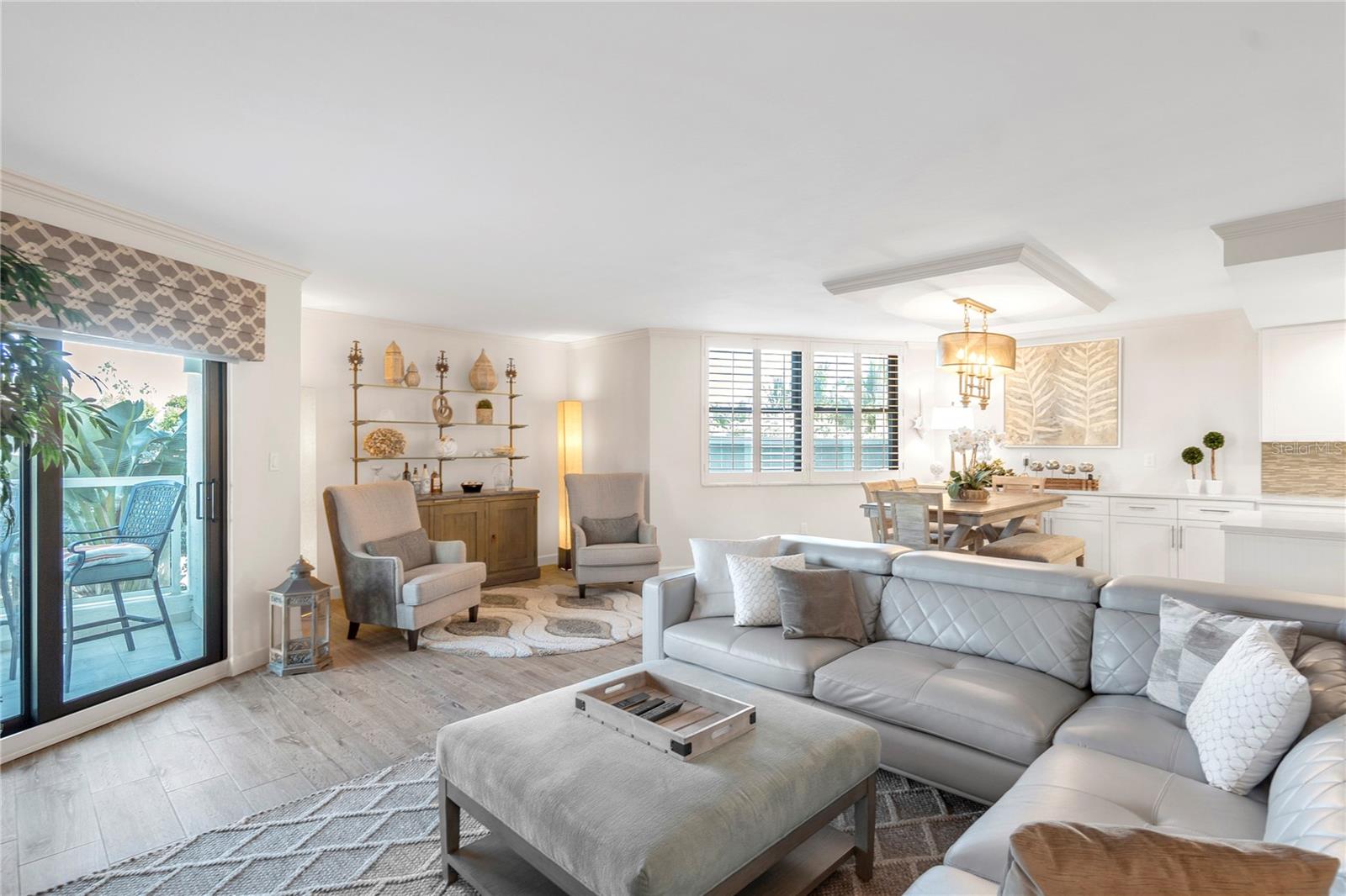 PRIVATEER SOUTH - Residential