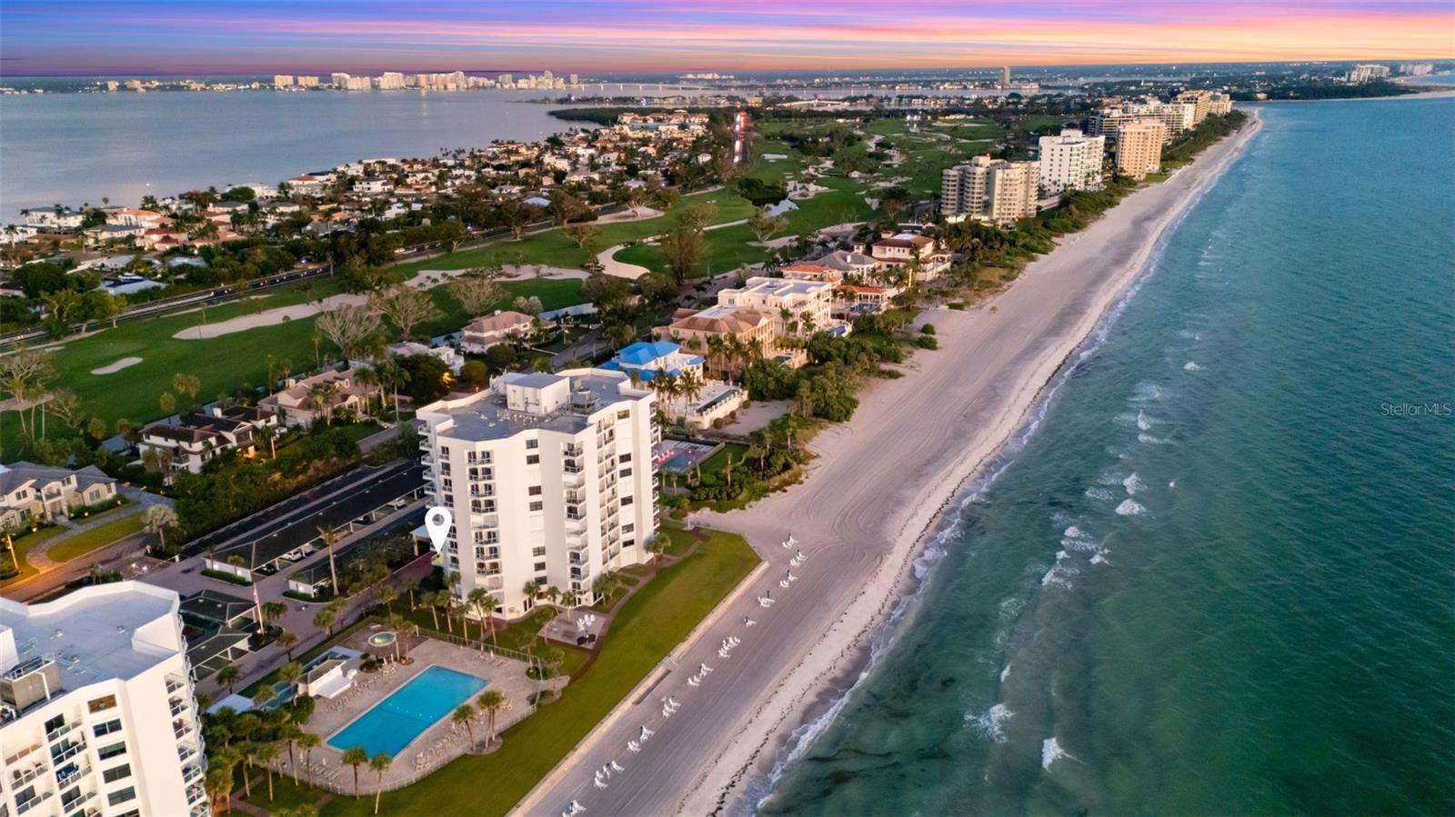 PRIVATEER SOUTH - Residential