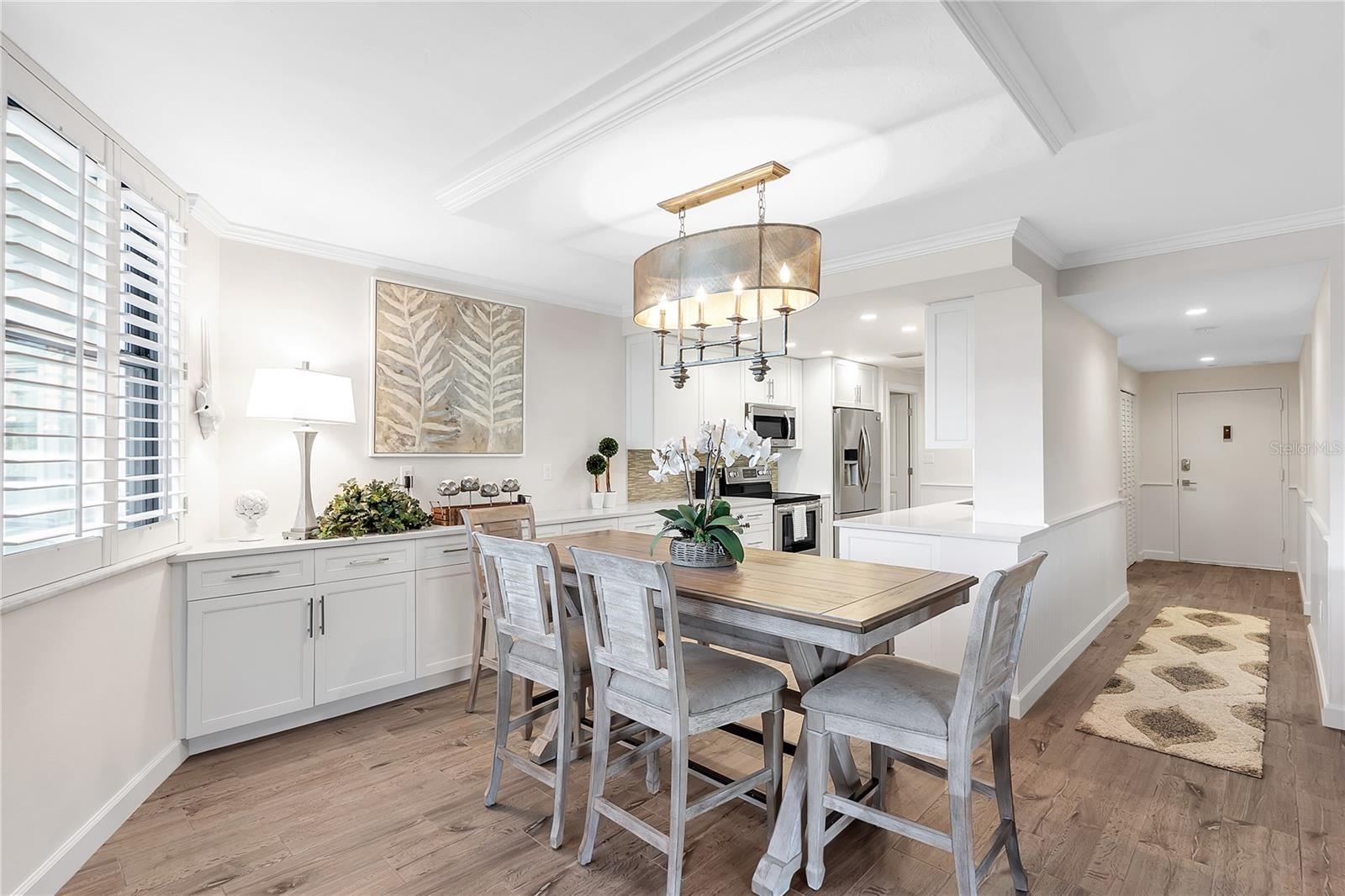 PRIVATEER SOUTH - Residential