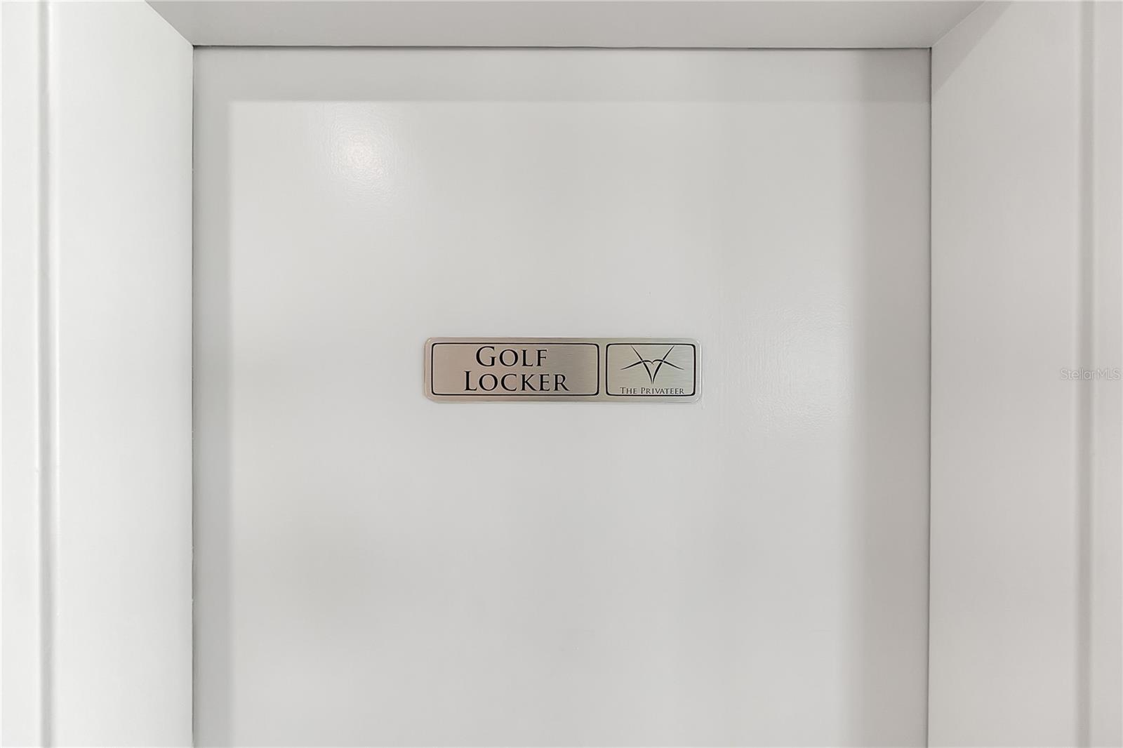 PRIVATEER SOUTH - Residential