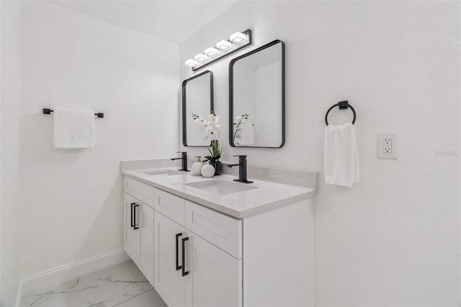 PORT ST JOHN UNIT 07 - Residential