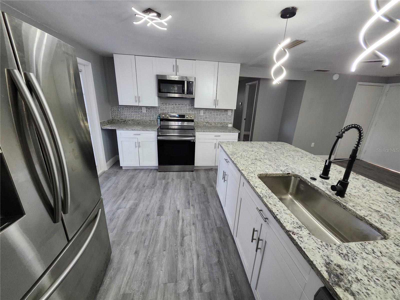 HIGHLAND PINES REV - Residential